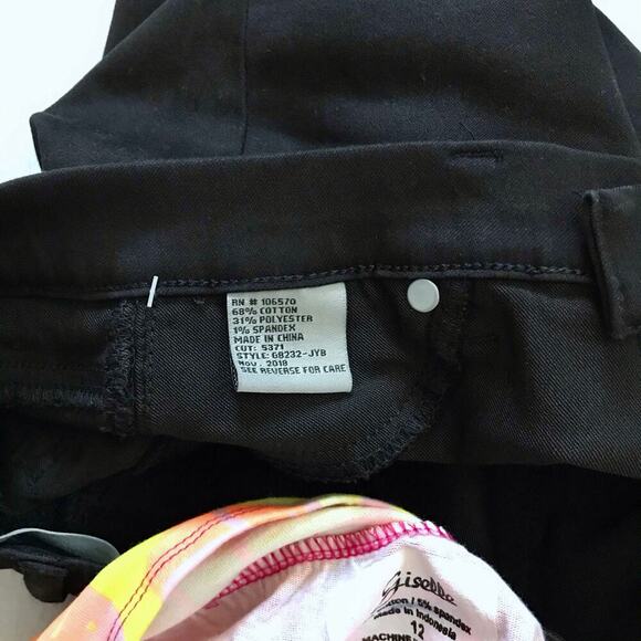 Tractr and Giselle New Outfit for Girls 12 - Picture 12 of 13